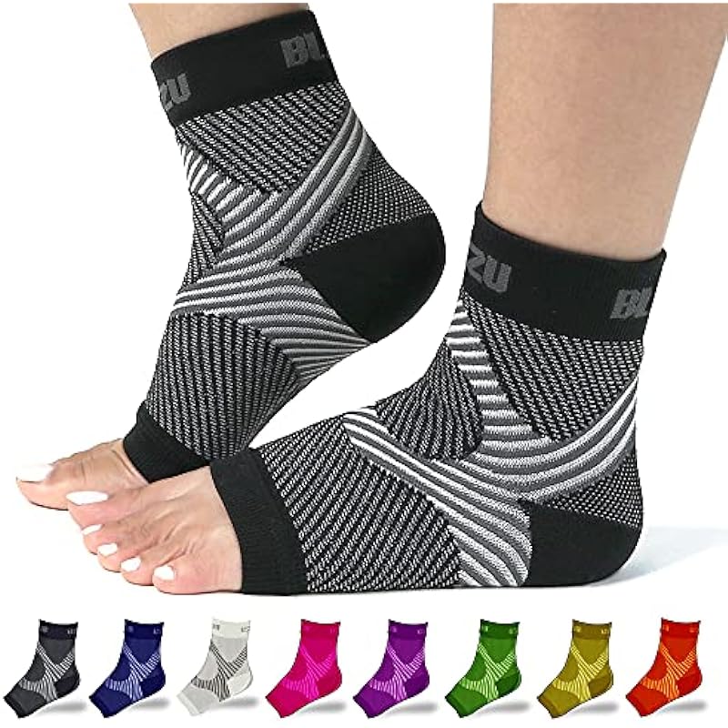 BLITZU Compression Socks for Plantar Fasciitis, Achilles Tendonitis Relief. Ankle Compression Sleeve for Heel Spurs, Foot Swelling, Fatigue & Sprain. Arch Support Brace for Sports, Gym Black S-M