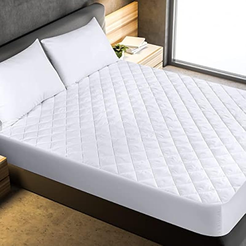 Utopia Bedding Quilted Fitted Mattress Pad (Queen) – Elastic Fitted Mattress Protector – Mattress Cover Stretches up to 16 Inches Deep – Machine Washable Mattress Topper